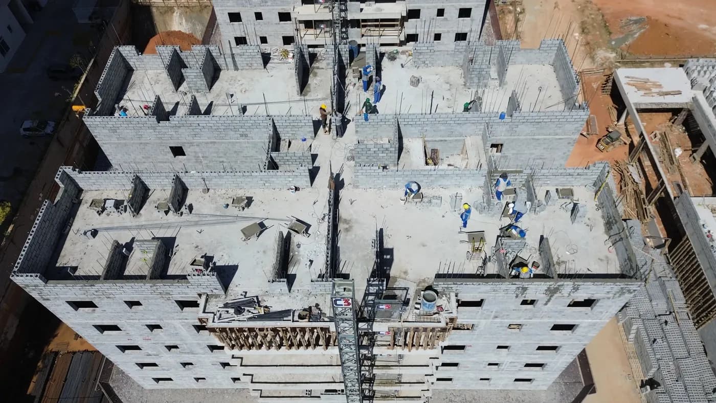 Fachada em construção do Maxximo Prime